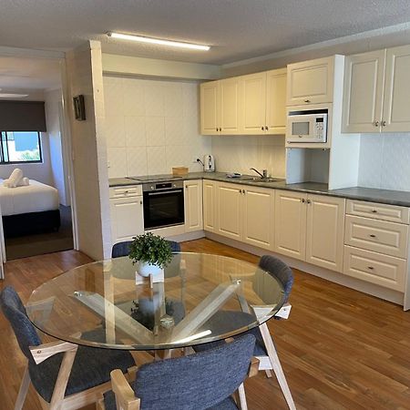 Burleigh Palms Holiday Apartments Gold Coast Exterior foto